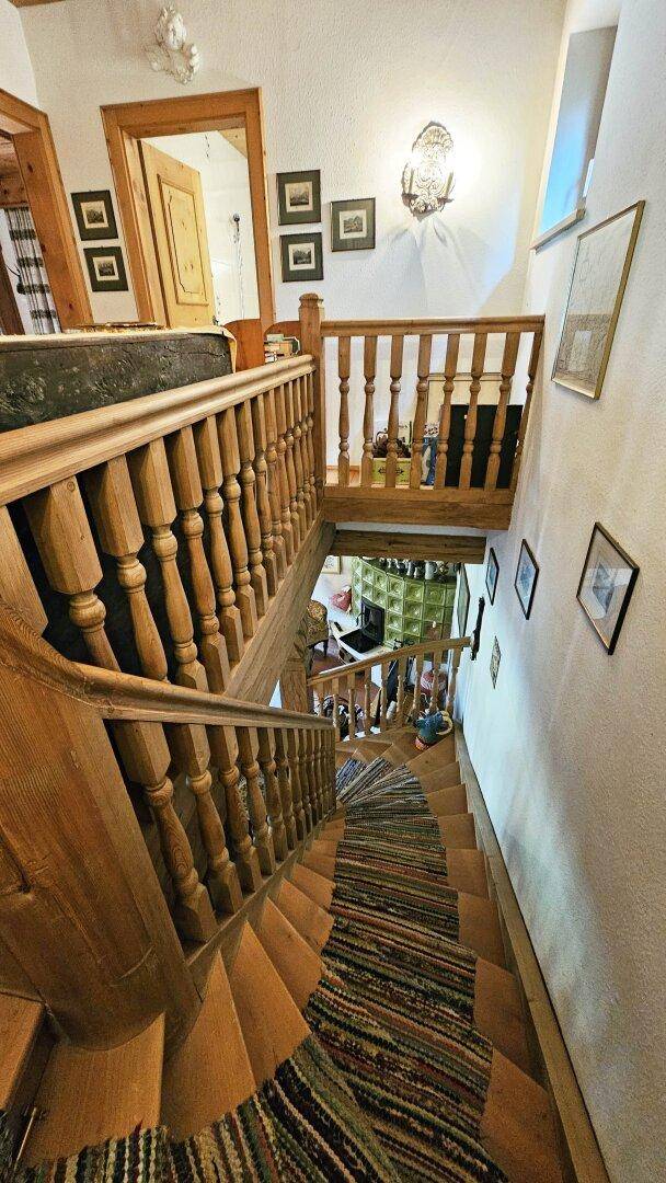 Treppenaufgang OG, Grundstück mit Altbestand und Freizeitwohnsitz, Rettenschöß