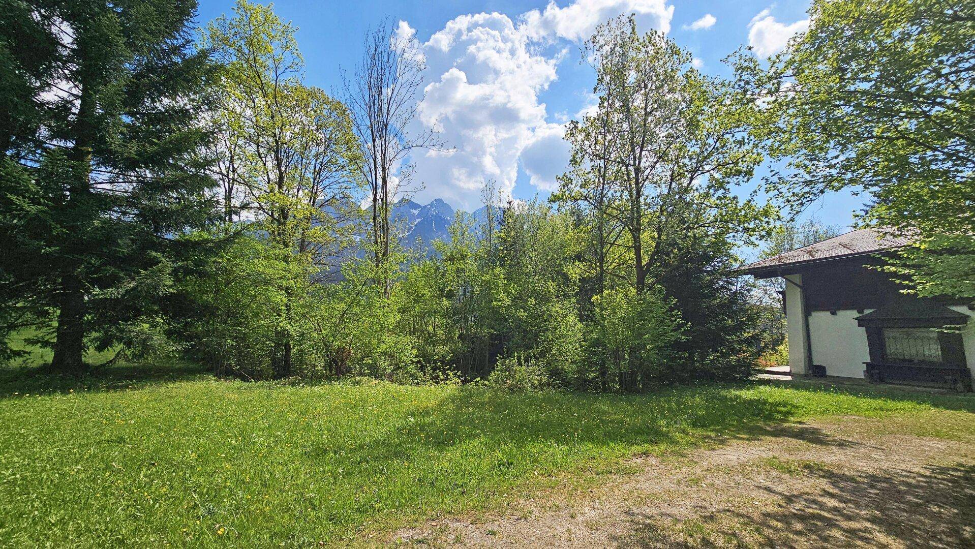 Grundstück Nordost mit Kaisergebirge, mit Altbestand und Freizeitwohnsitz, Rettenschöß