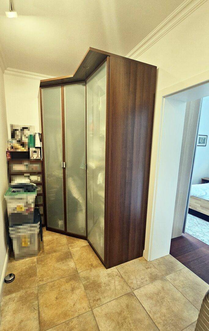 Schrankraum bei Zimmer 1