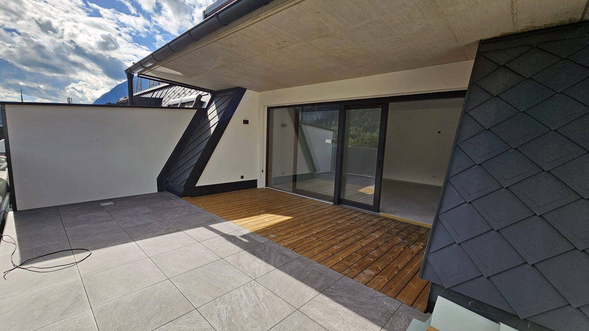 überdachte Dachterrasse 4.OG., Neubau Erstbezug 3-Zimmer Dachgeschoß Kufstein