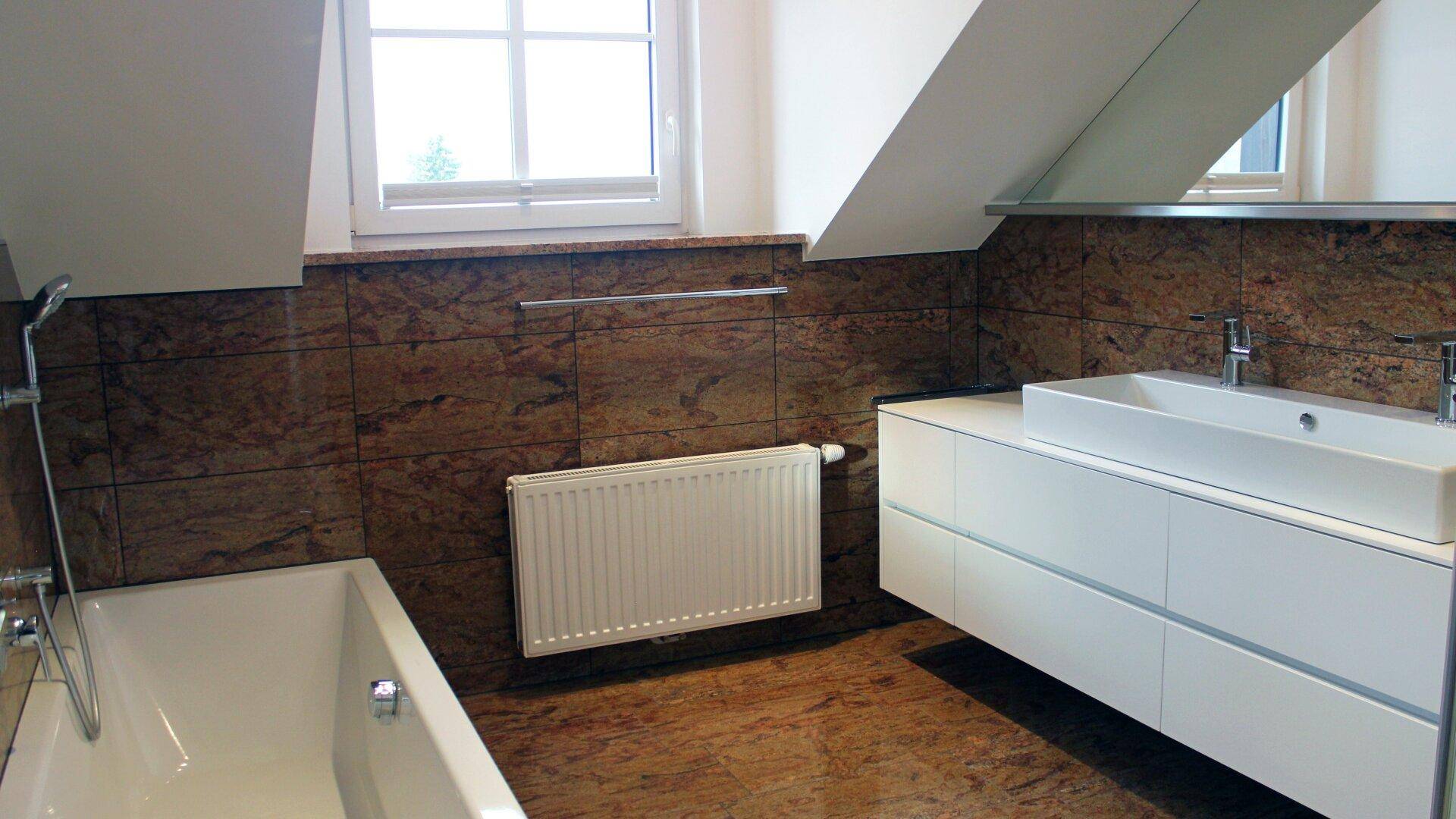 Bad, Teilmöblierte 2-Zimmer-Maisonettenwohnung, Kundl