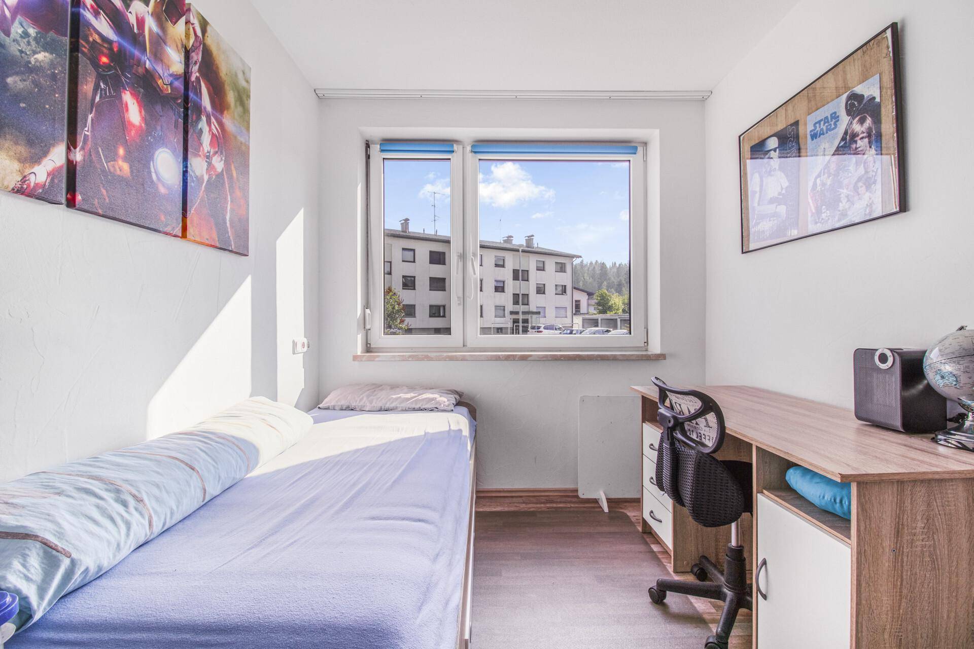 Schlafzimmer 1