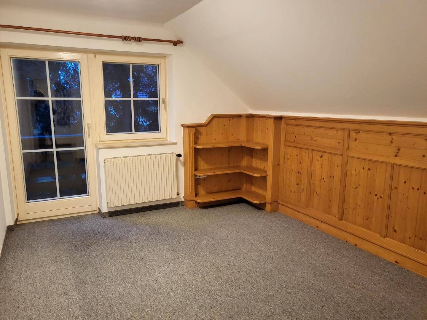2 Zimmer im OG