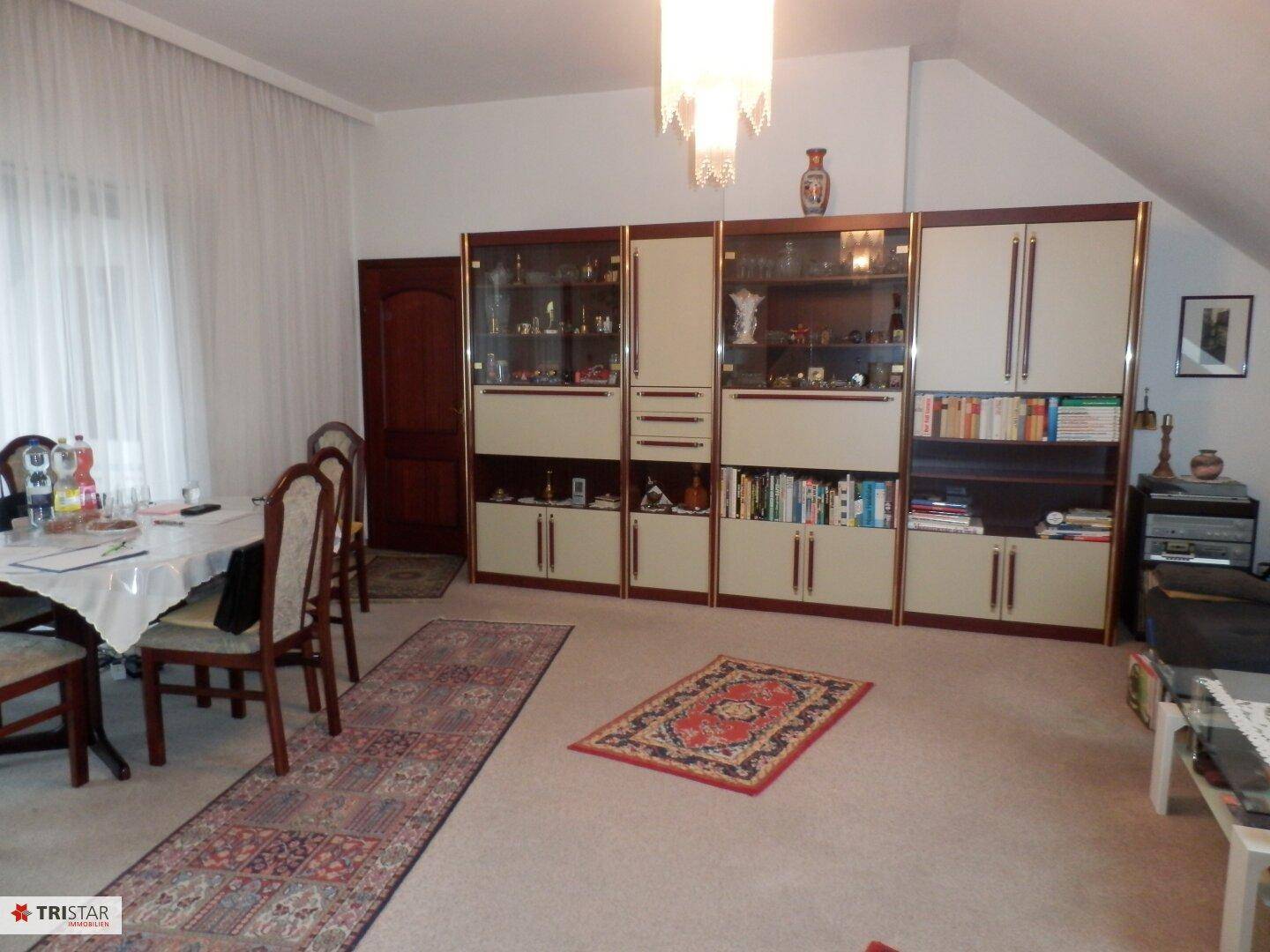 Geräumiges Landhaus in Zentrumsnähe – pohled 2