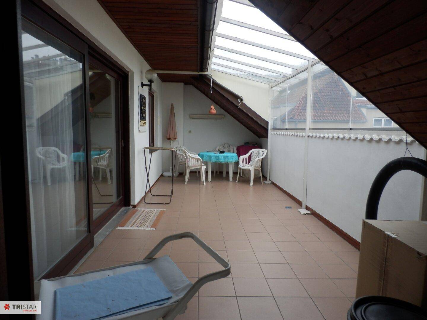 Geräumiges Landhaus in Zentrumsnähe – pohled 4