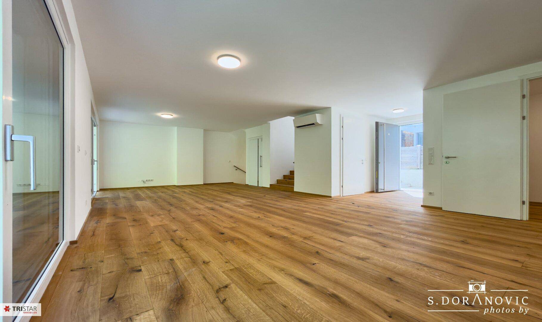 Zum Verkauf: Exklusive Doppelhaushälfte mit Aufzug, Keller, Garten &amp; Terrassen in 2372 Gießhübl – Neubau 2022, sofort bezugsfertig! - Widok 4