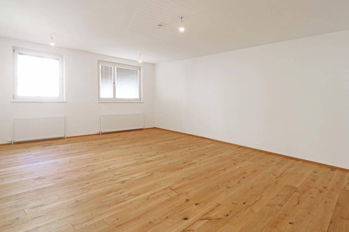 Büro (Beispiel)