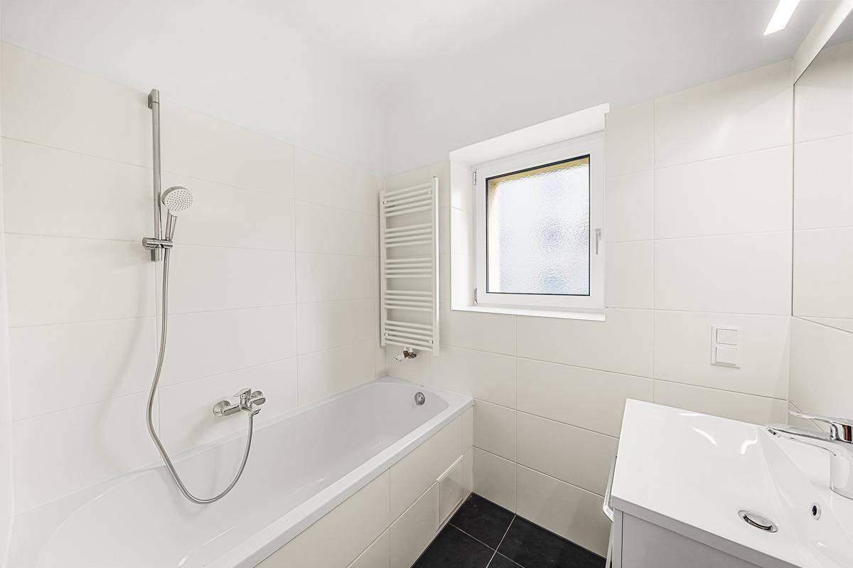 Neu-renoviertes 3-Zimmer-Büro/Ordination am Küniglberg - Provisionsfrei - Ansicht 6