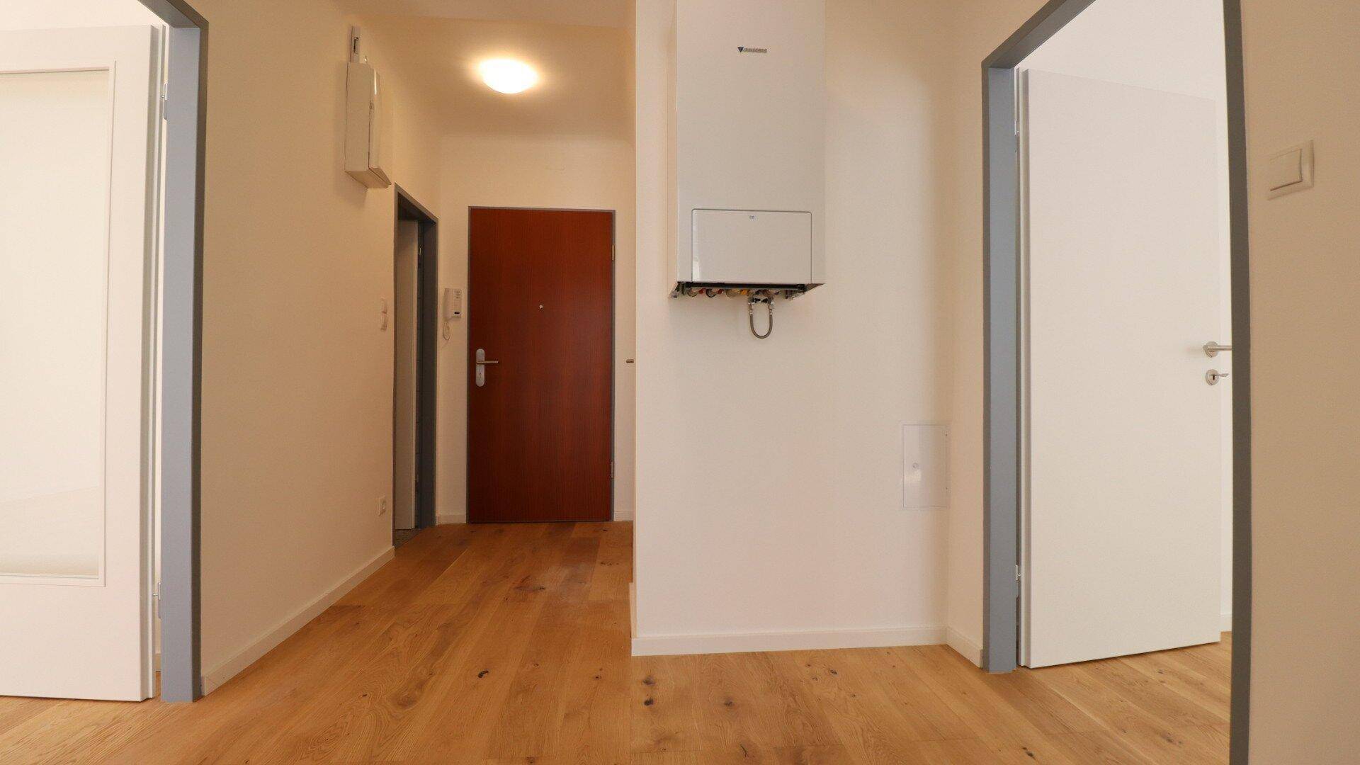 Erstbezug nach Generalsanierung | Helle 3-Zimmer-Wohnung im Nibelungenviertel - Mehr