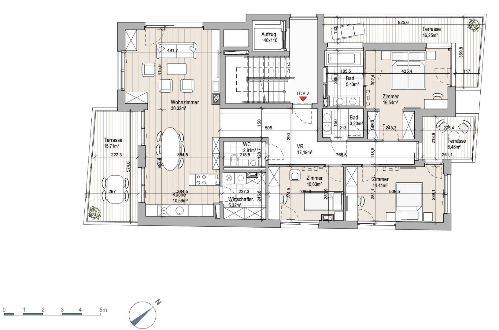 Detaillierter Grundriss einer Wohnung mit mehreren Zimmern, Bädern und Terrassen.