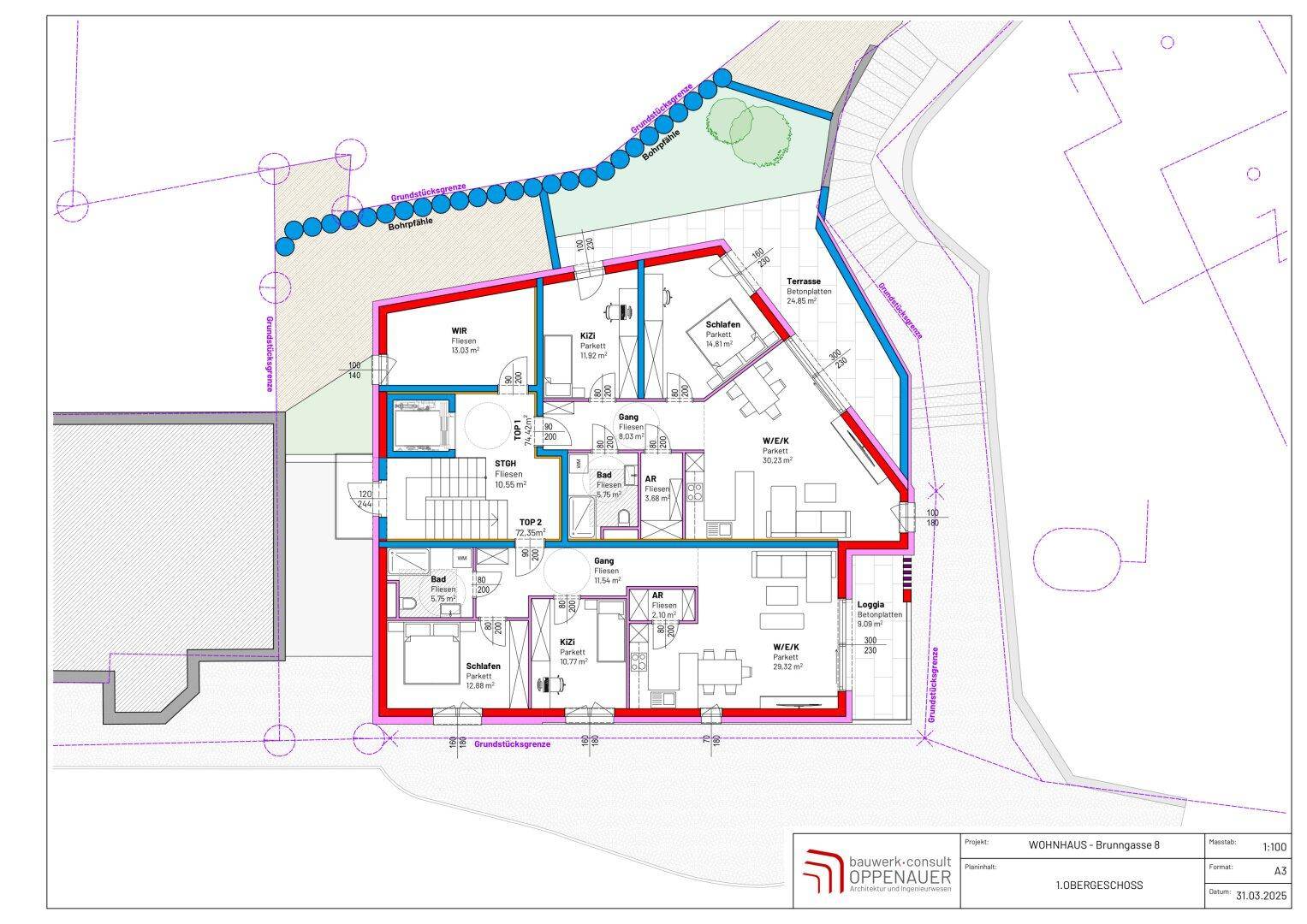 Grundriss des ersten Obergeschosses mit mehreren Wohneinheiten, Terrassen und Loggien.