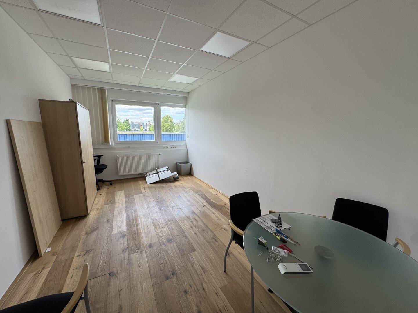 Vermietung einer modernen attraktiven Bürofläche mit kleinem Lager am Linzer Franzosenhausweg - Mehr
