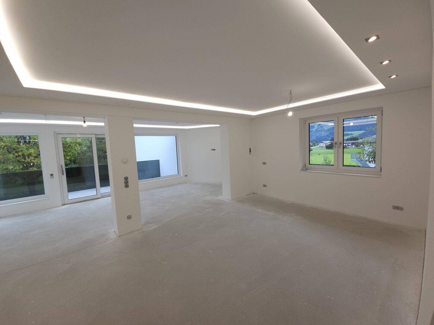 Moderne Dachgeschosswohnung im Dreiparteienhaus in zentrumsnaher Lage! - Ansicht 4