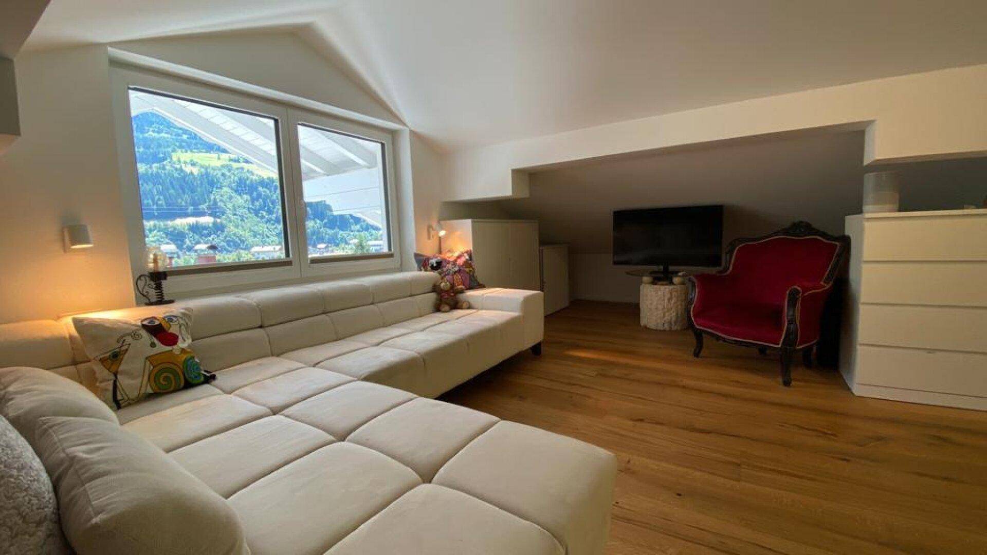 Haus in sonniger Lage mit 2 eigenständigen Wohnungen in St. Veit im Pongau! – další