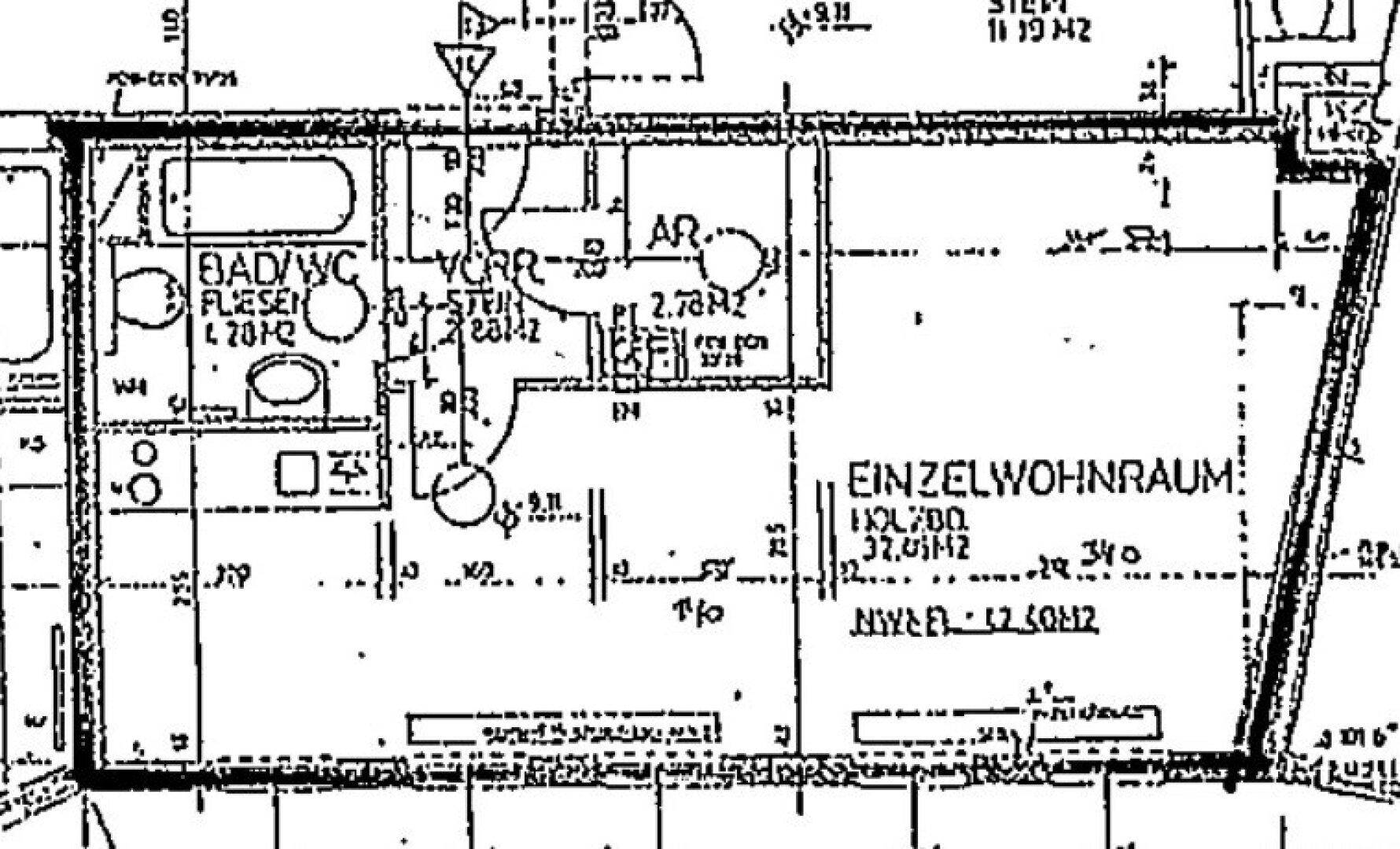 Detaillierter Grundriss der Wohnung mit Raumaufteilung und Maßen, bietet gute Übersicht.