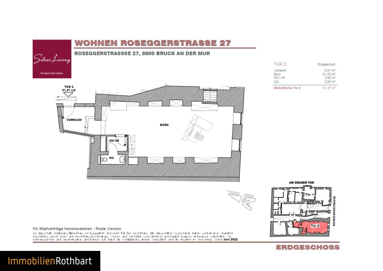 Grundriss des Erdgeschosses mit Bürofläche und Sanitäranlagen, inklusive Gesamtübersicht.