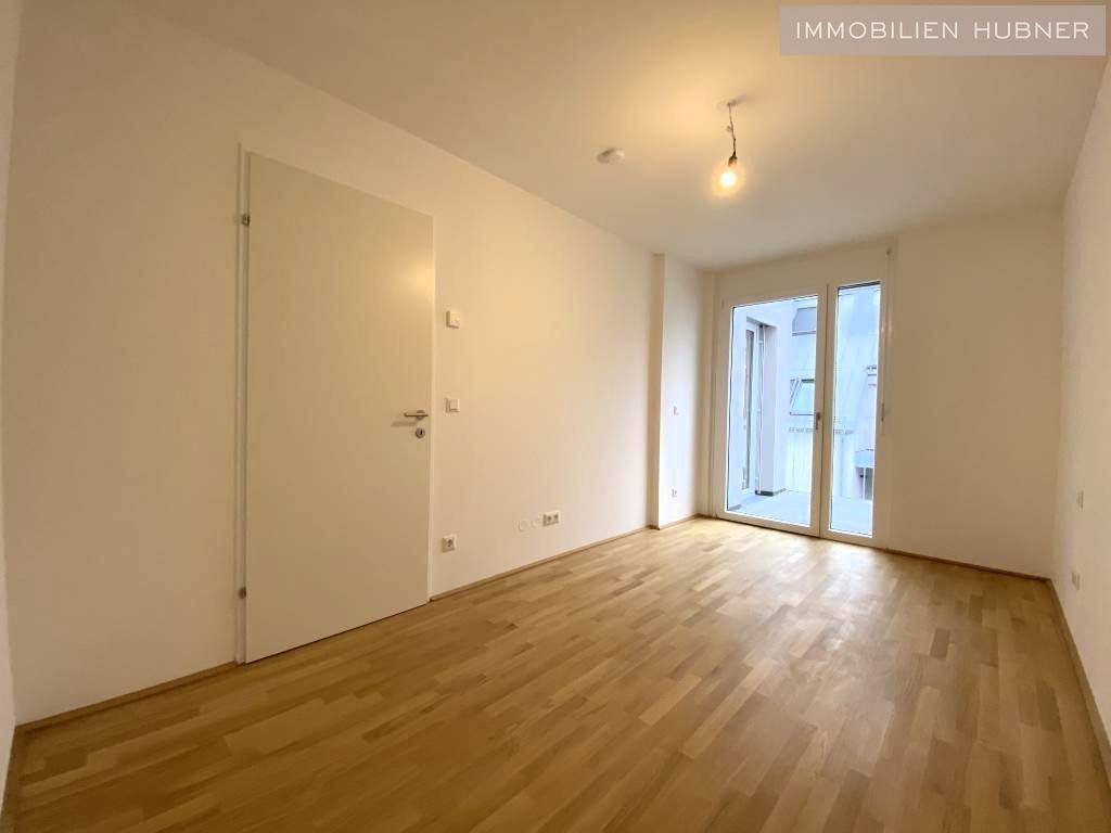 Ab sofort!!! Top-moderne DG-Terrassen-Wohnung mit hochwertiger Ausstattung! - Ansicht 3