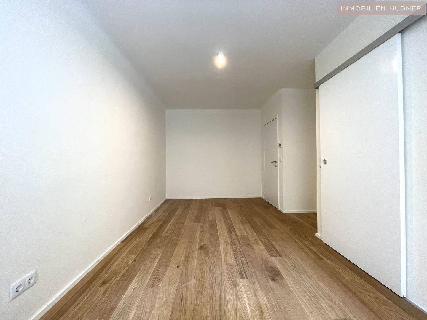 Schlafzimmer, Blick ins Zimmer