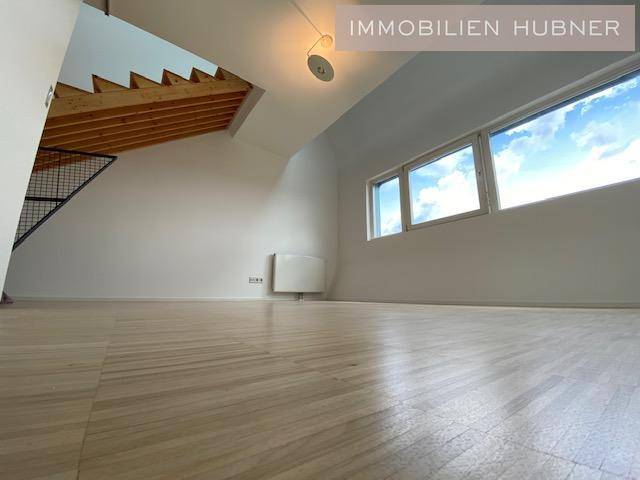 unmöblierter unterer Bereich