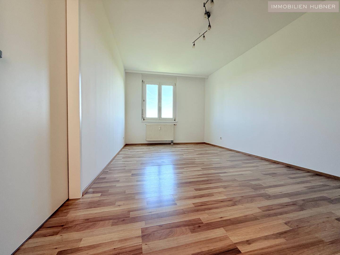 großes Schlafzimmer