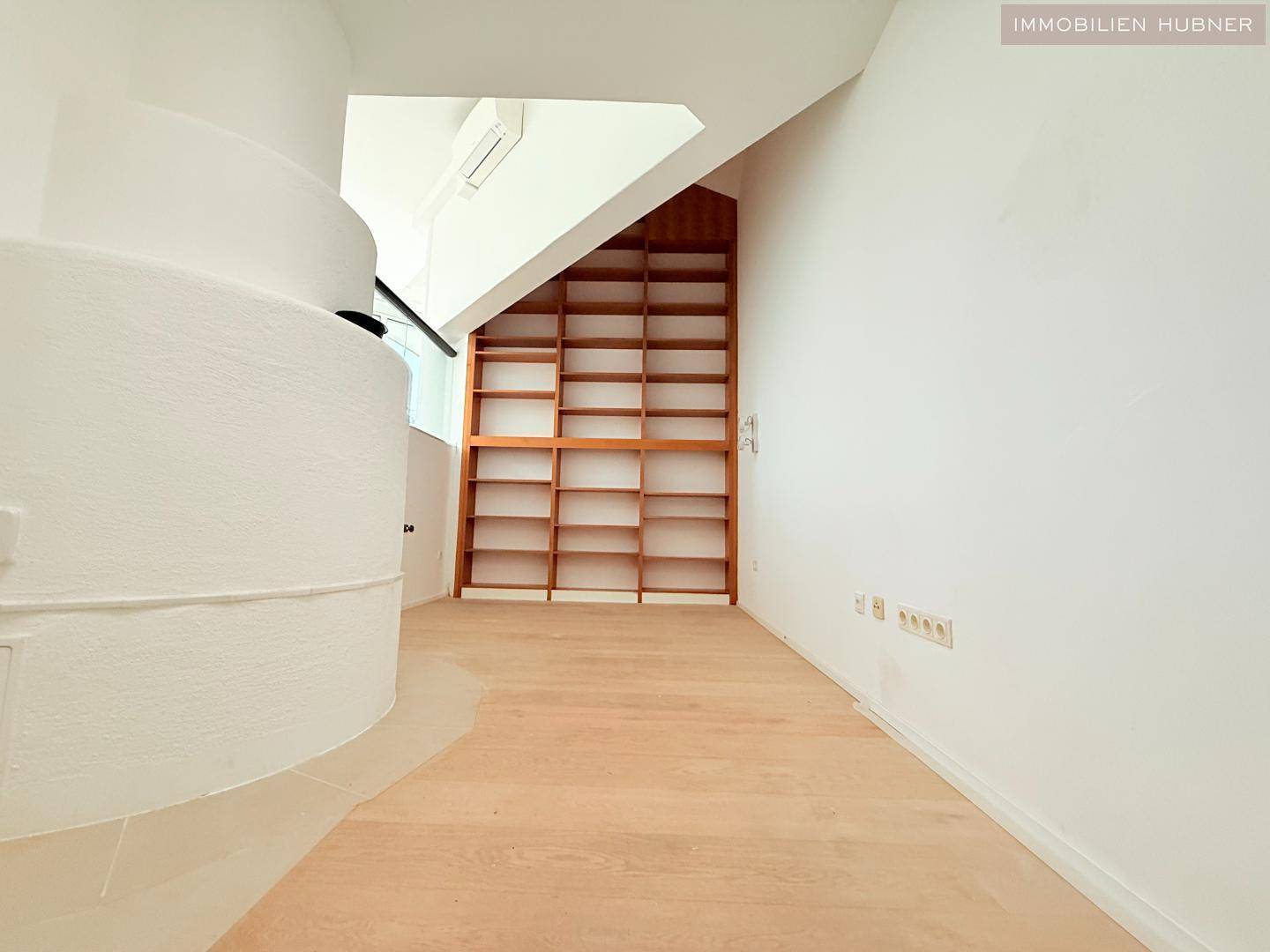 Kaminzimmer