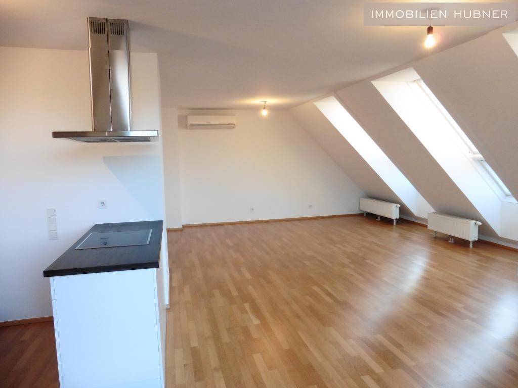 Blick ins Wohnzimmer