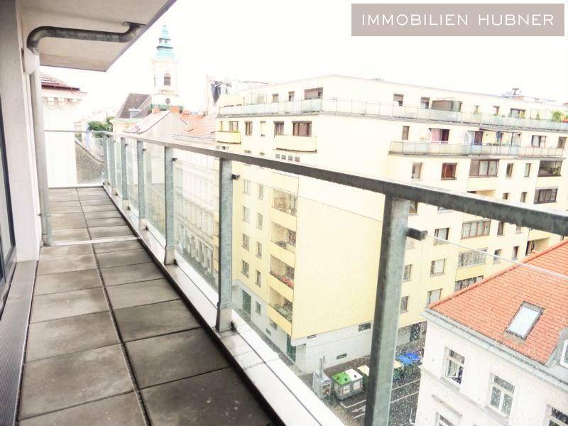 westseitig orientiere Terrasse