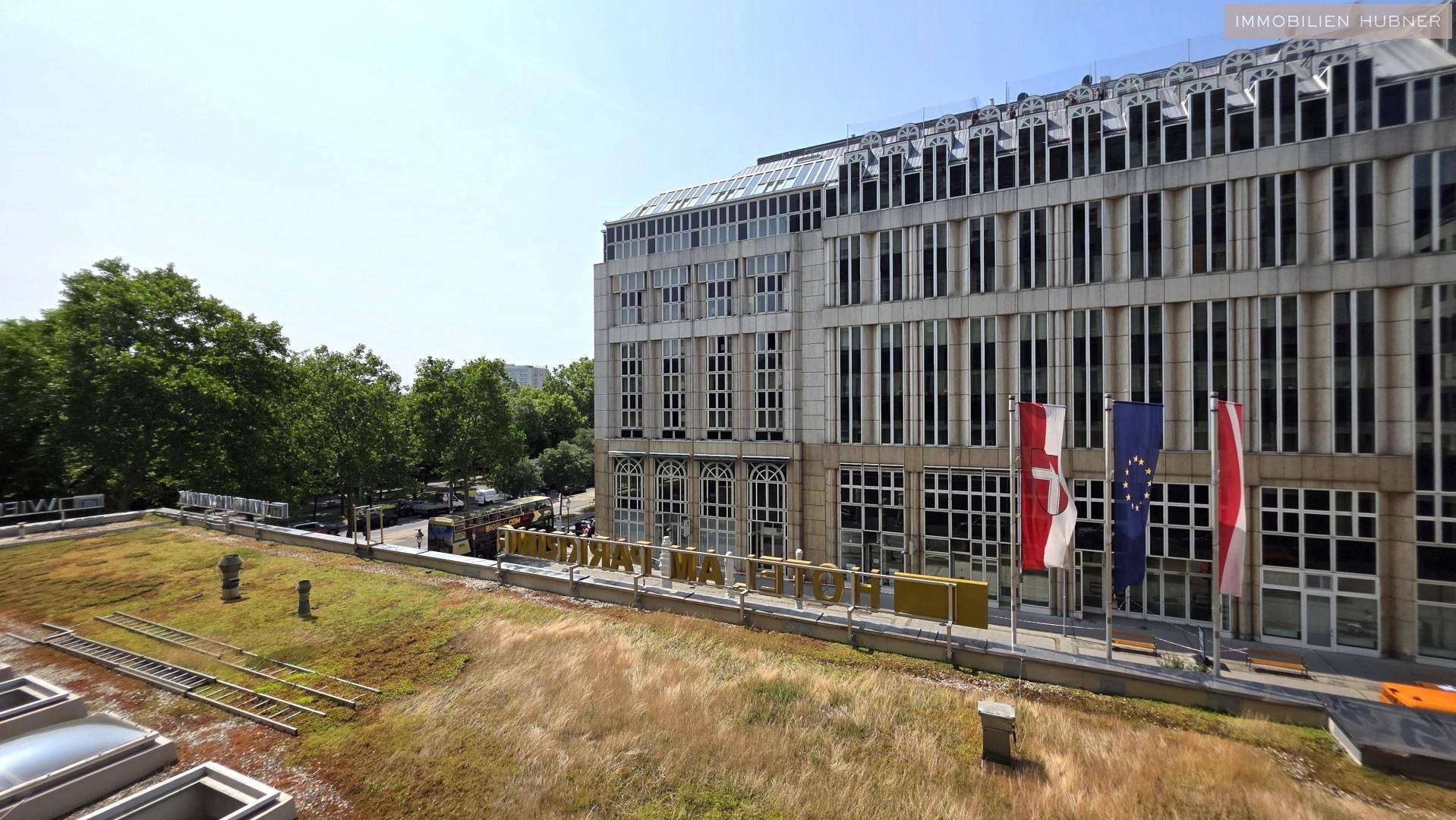 Blick zum Stadtpark und Mariott Hotel