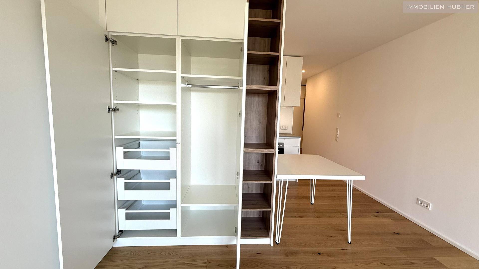 Tischlermöbel auch im Zimmer