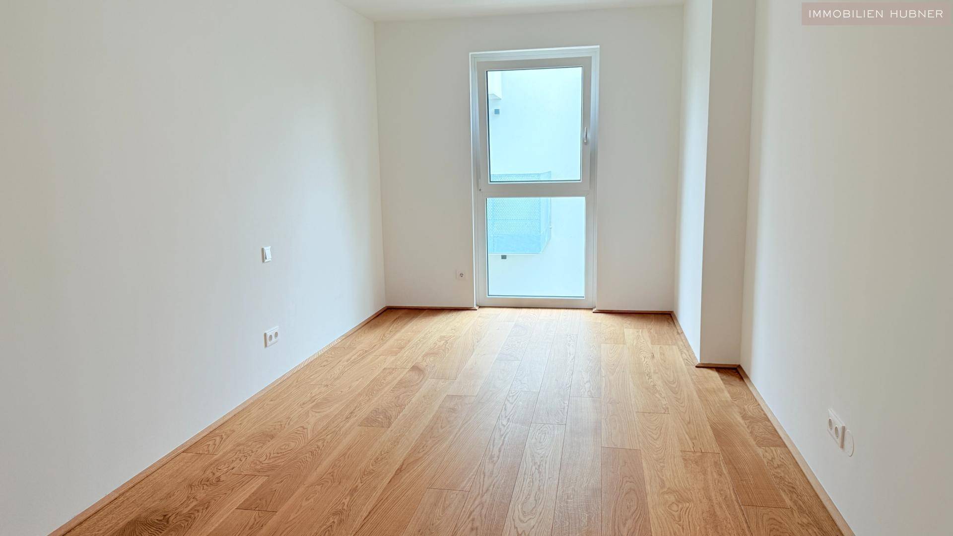 Zimmer mit Blick zum Fenster