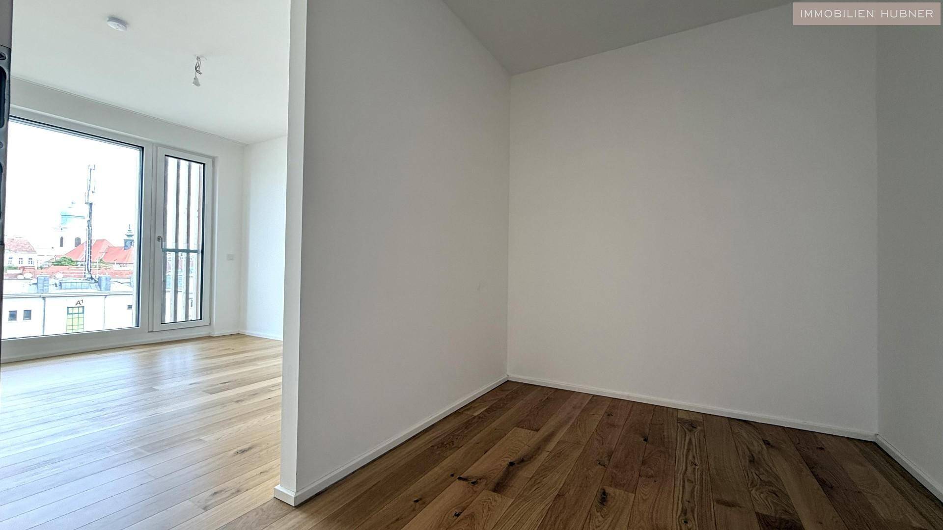 Schrankraum (zu Zimmer 2)