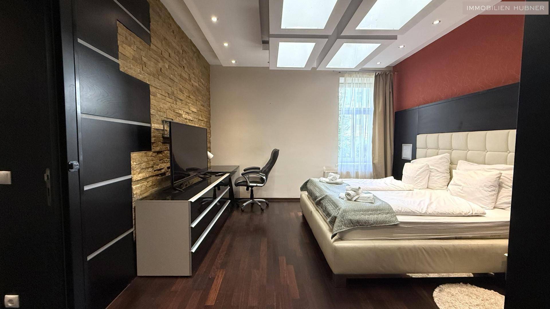 Schlafzimmer 2