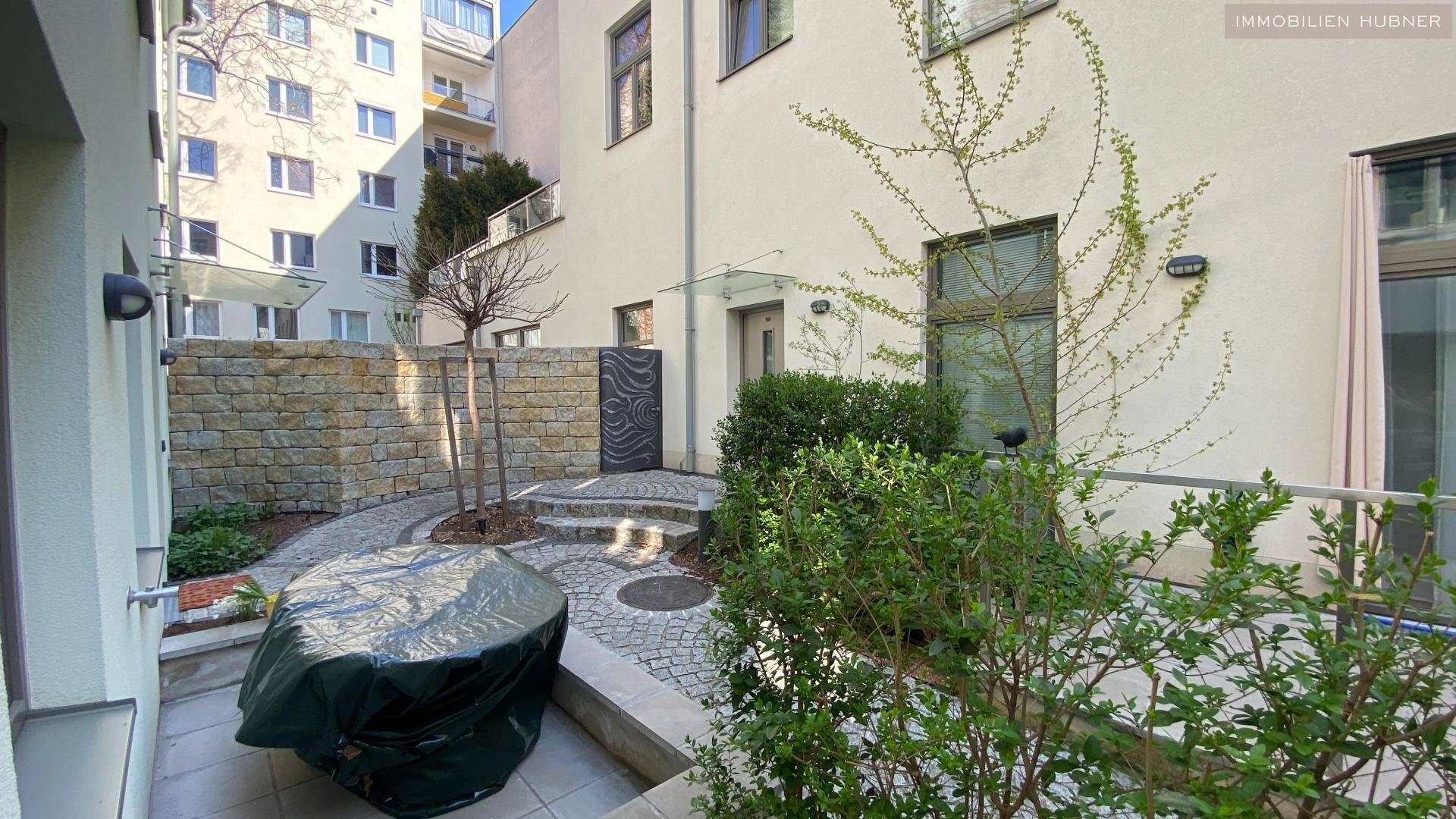 Ausgang Terrasse von Schlafzimmer
