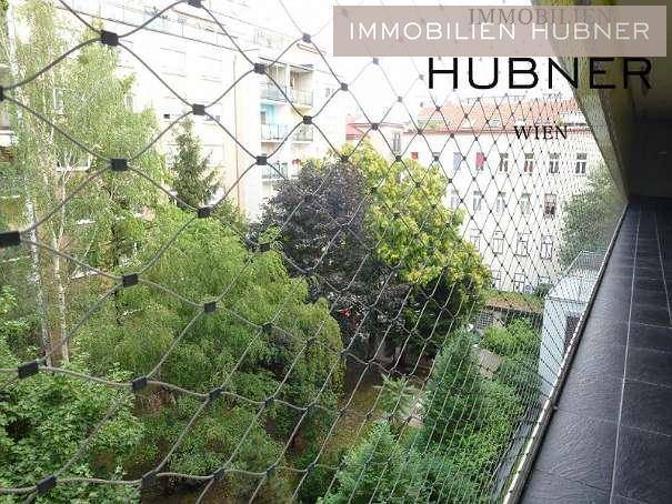Zugang zur Wohnung im 4. OG