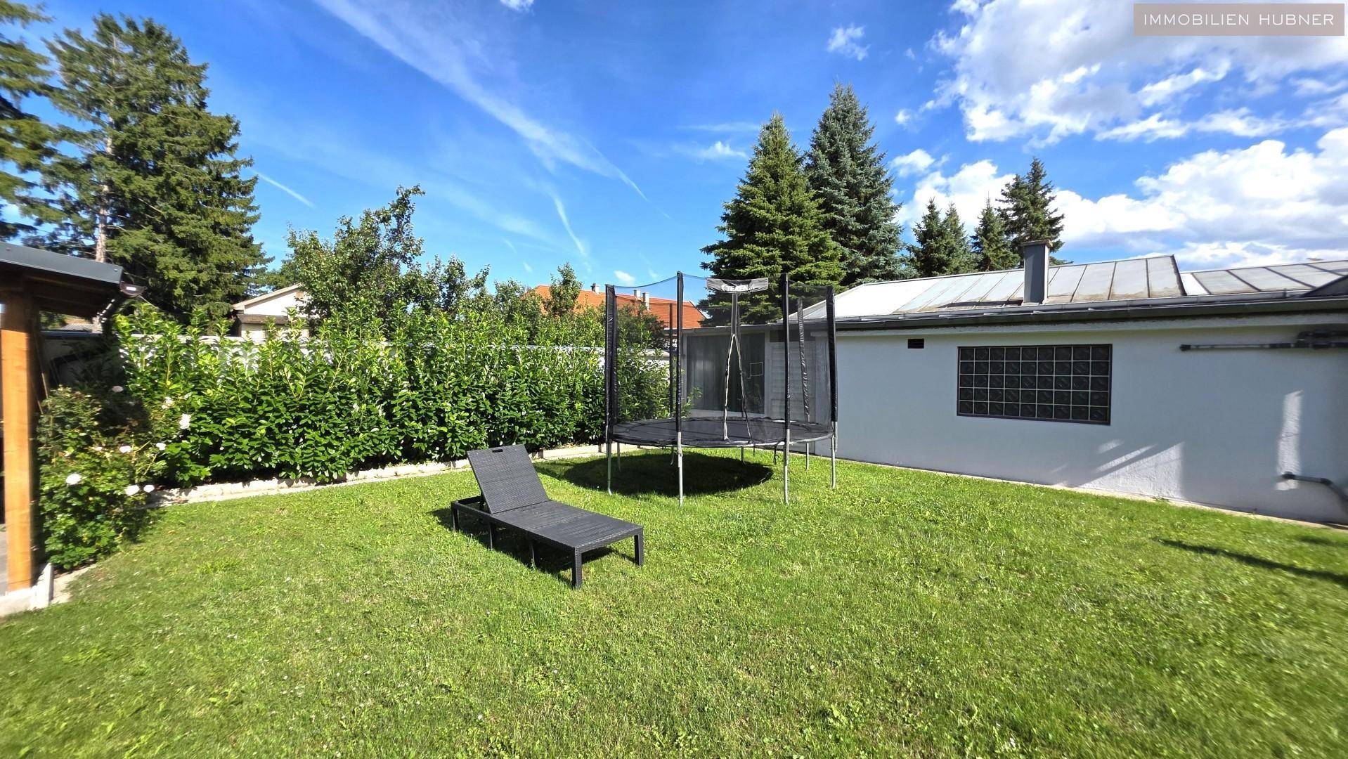 sonniger Garten