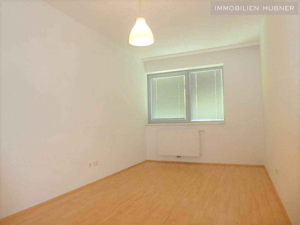 großes Schlafzimmer