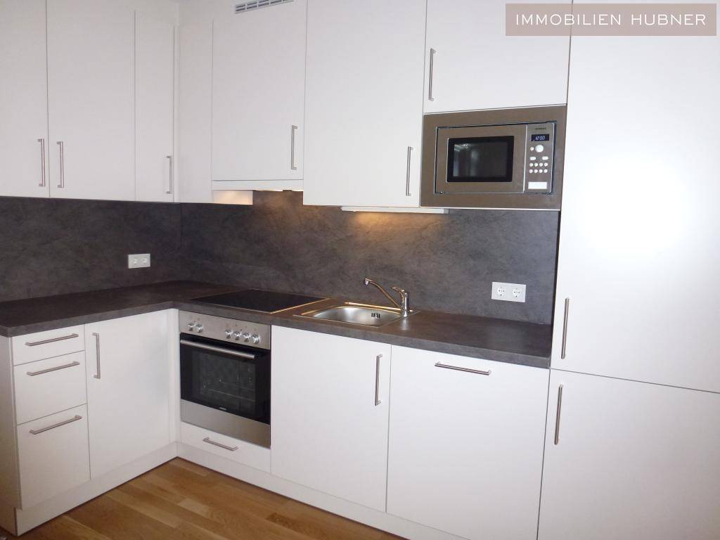 top-moderne Einbauküche mit Siemens Geräten