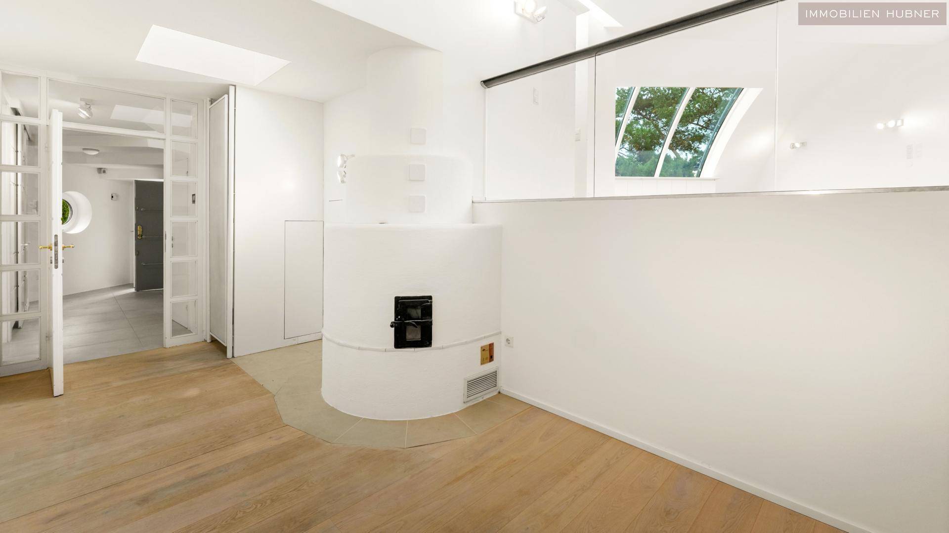 offenes Kaminzimmer
