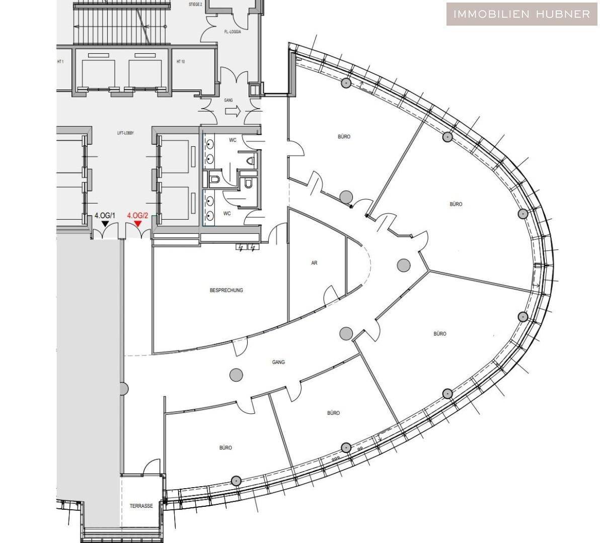 Grundriss eines Bürogeschosses mit mehreren Büros, Besprechungsraum und Sanitäranlagen.