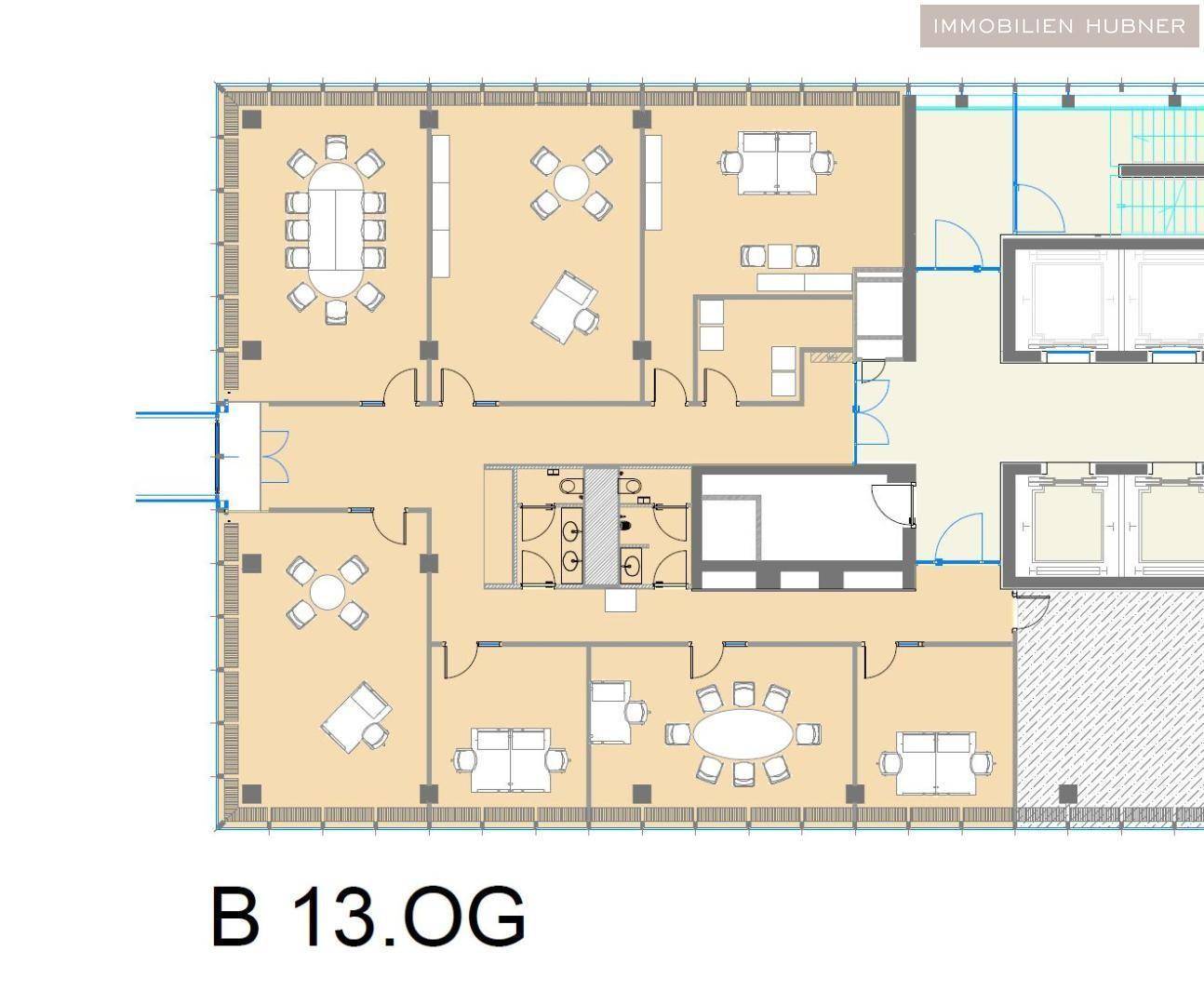 Detaillierter Grundriss des 13. Obergeschosses mit verschiedenen Bürobereichen und Sanitäranlagen.