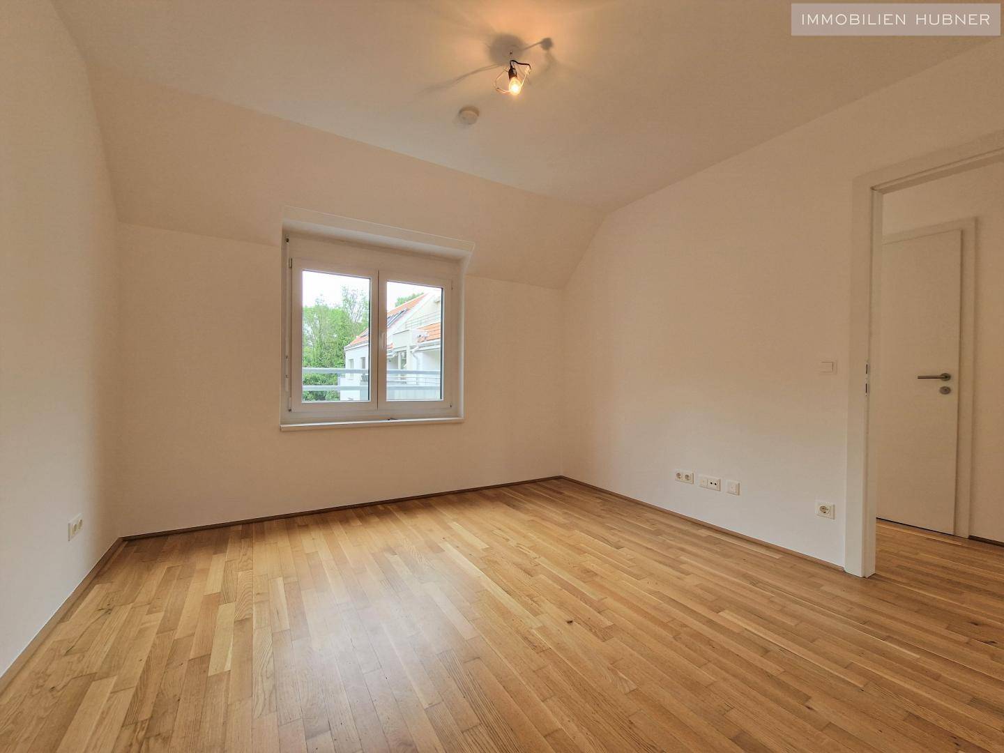 BESICHTIGUNGEN AB SOFORT MÖGLICH: Oswaldgasse: Wunderschöne, helle Neubauwohnung mit Loggia - Ansicht 2