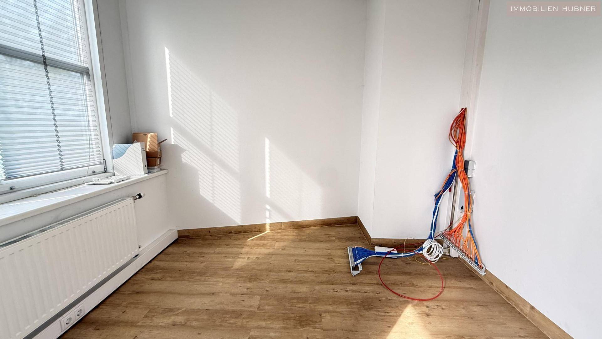 Provisionsfrei: Modernes Büro im Concorde Business Park zu mieten – pohled 5