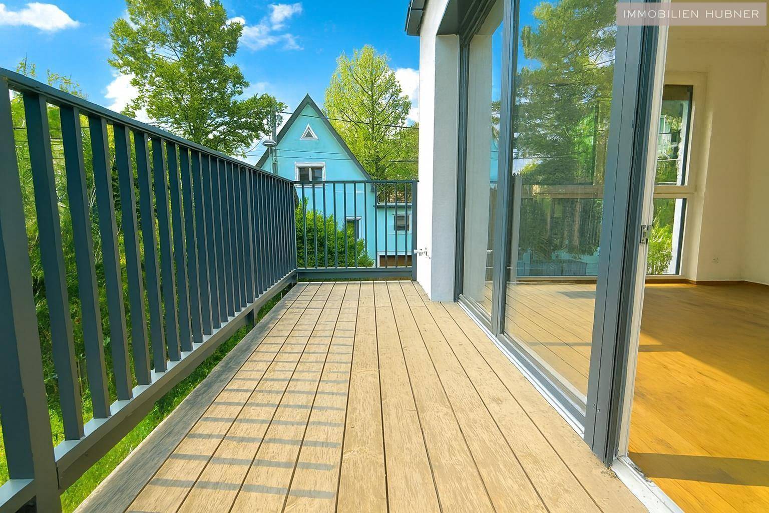 ERSTBEZUG mit 5,25m² großem Balkon! Inklusive voll ausgestatteter Küche! - Ansicht 2