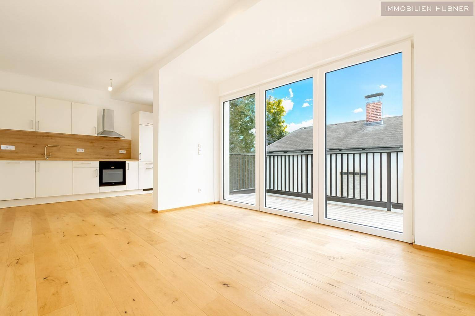 ERSTBEZUG mit 5,25m² großem Balkon! Inklusive voll ausgestatteter Küche! - Ansicht 3