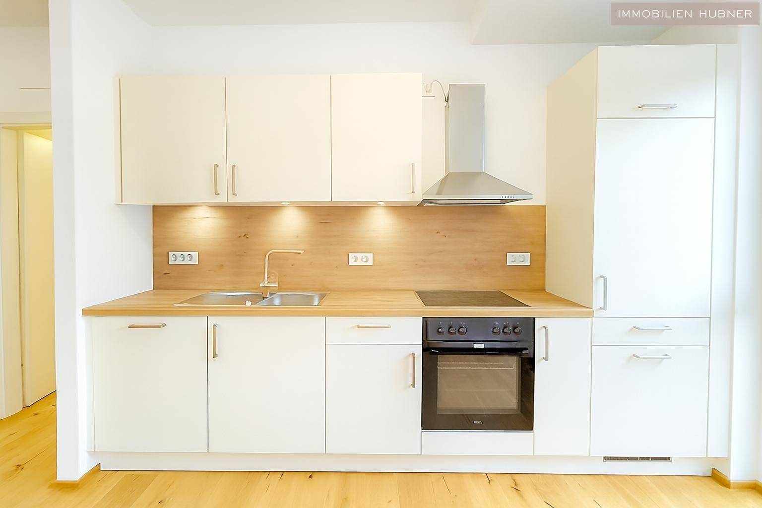 ERSTBEZUG mit 5,25m² großem Balkon! Inklusive voll ausgestatteter Küche! - Mehr
