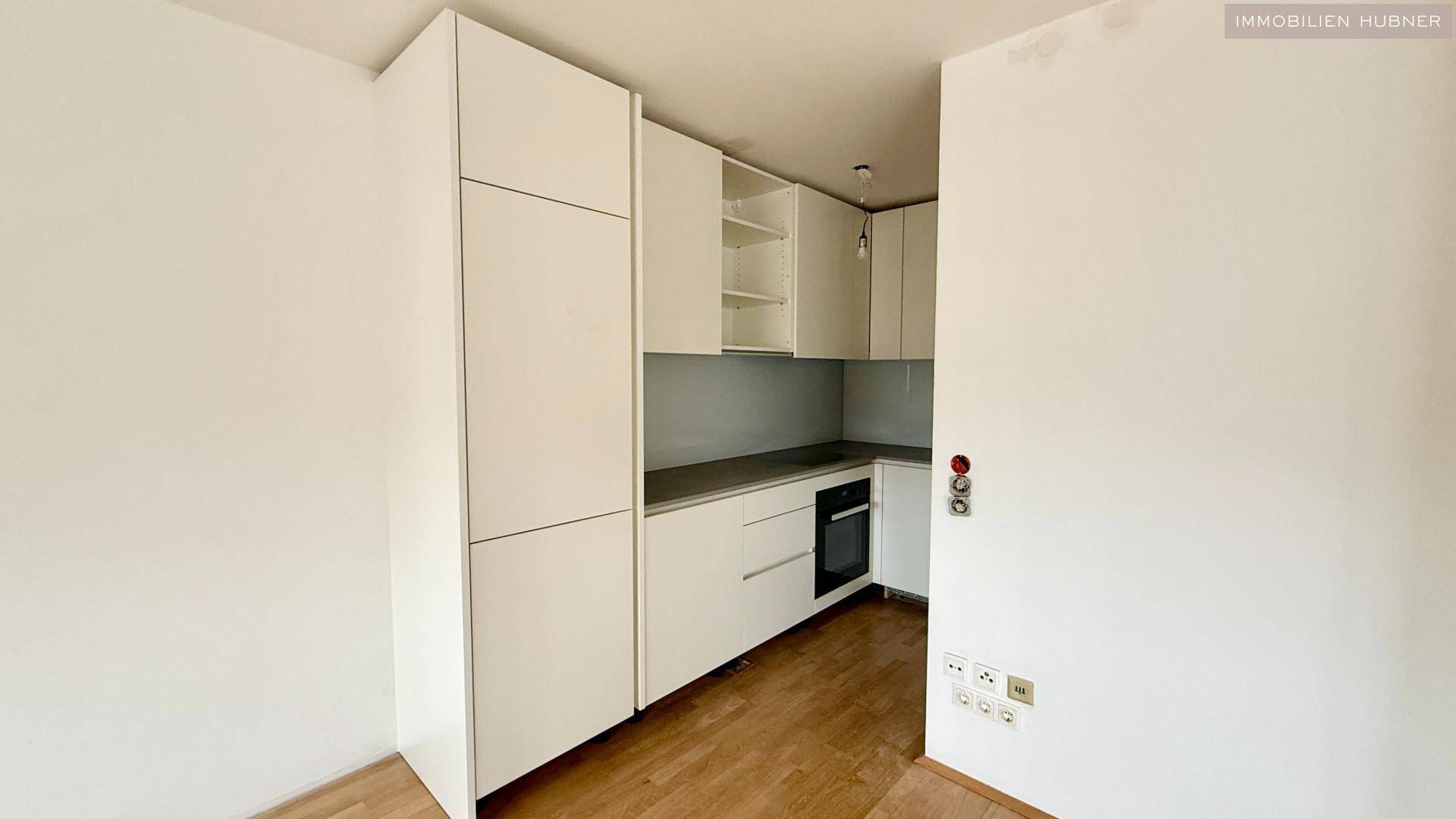 4 Zimmer - DG - Wohnung mit 2 Bädern und 8m² Terrasse! Weitblick! Hochwertige Ausstattung! - Ansicht 3
