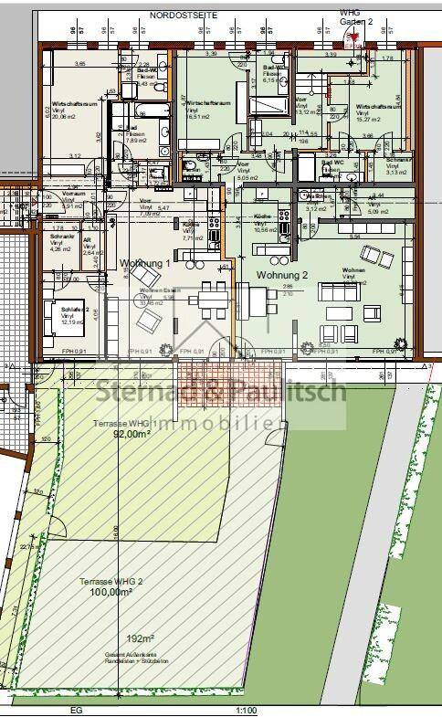 Detaillierter Grundriss von zwei Wohnungen mit großen Terrassen und angrenzenden Gartenbereichen.