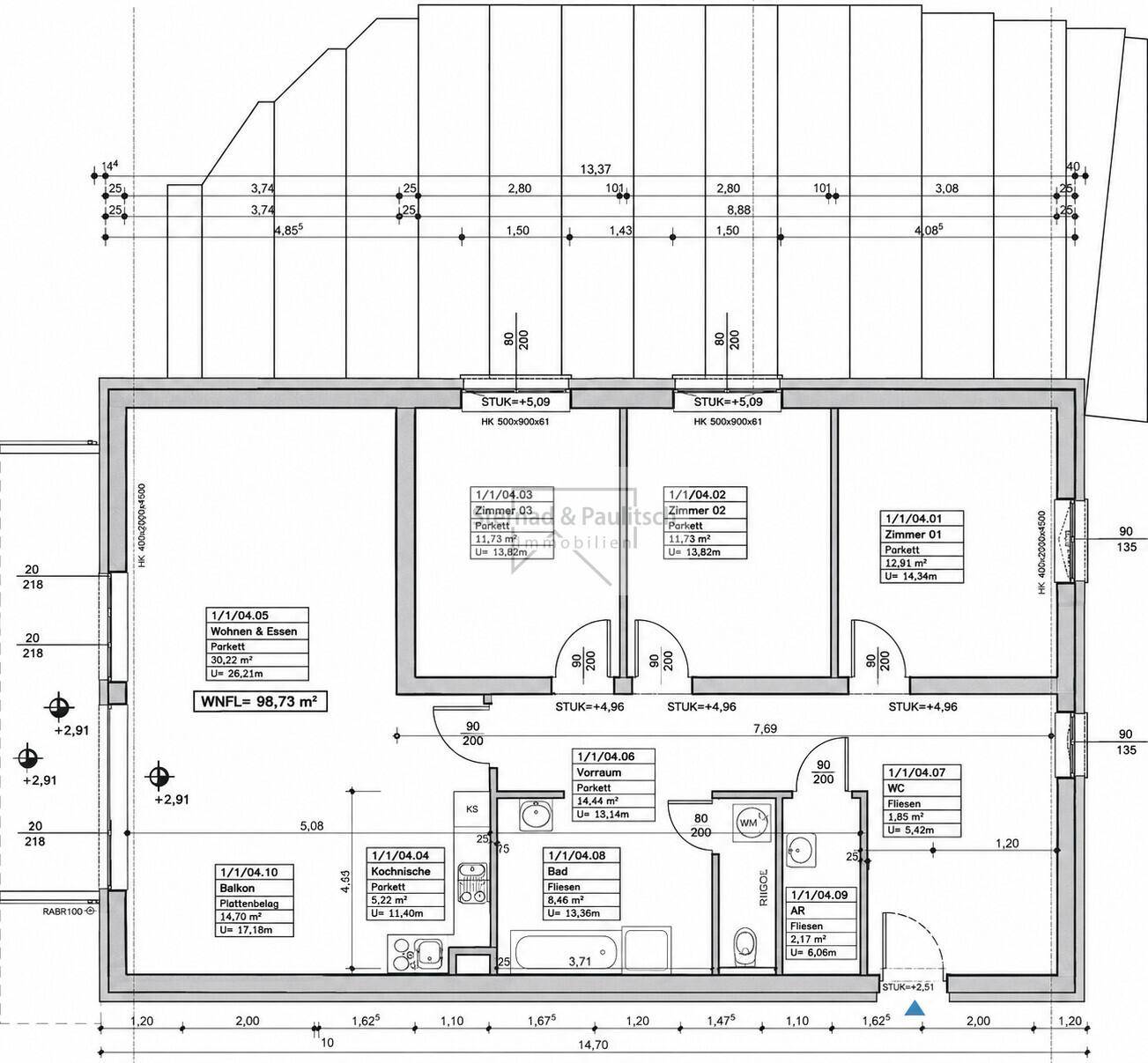 Detaillierter Grundriss der Wohnung mit Raumaufteilung und Flächenangaben, zeigt Balkon und Bäder.