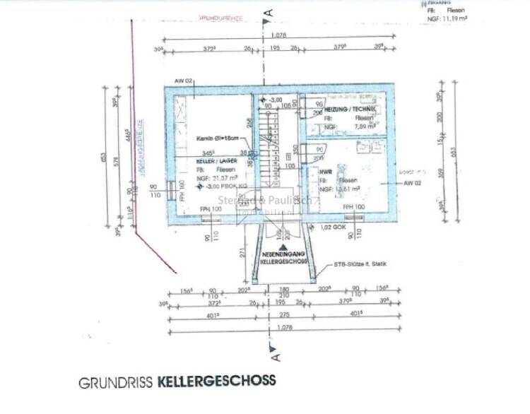 Grundriss des Kellergeschosses mit Lagerraum und Heizungs-/Technikraum.