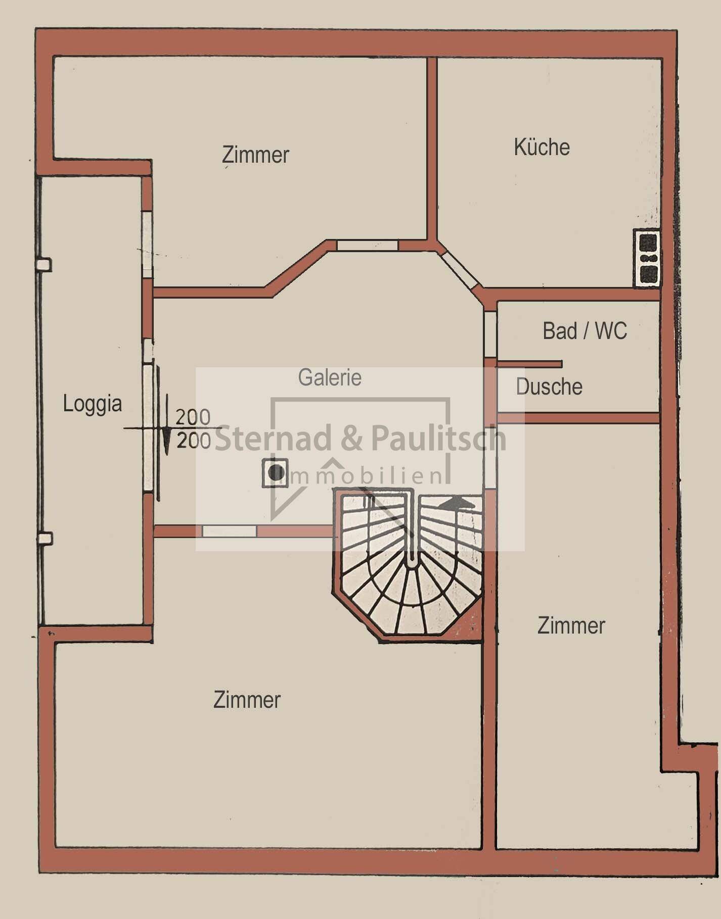 Grundriss des Obergeschosses mit mehreren Zimmern, Küche, Bad, Dusche und Loggia.